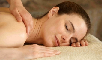 séance d'ostéopathie au Miramar La Cigale