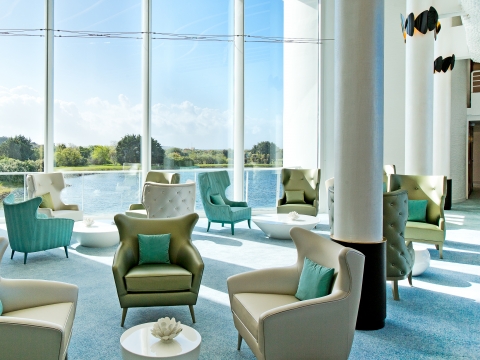 Hall hotel Thalasso Miramar La Cigale