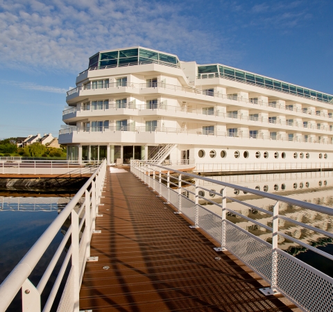 Vue proue hôtel Miramar La Cigale