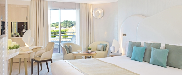 Chambre passerelle au Miramar La Cigale appartement