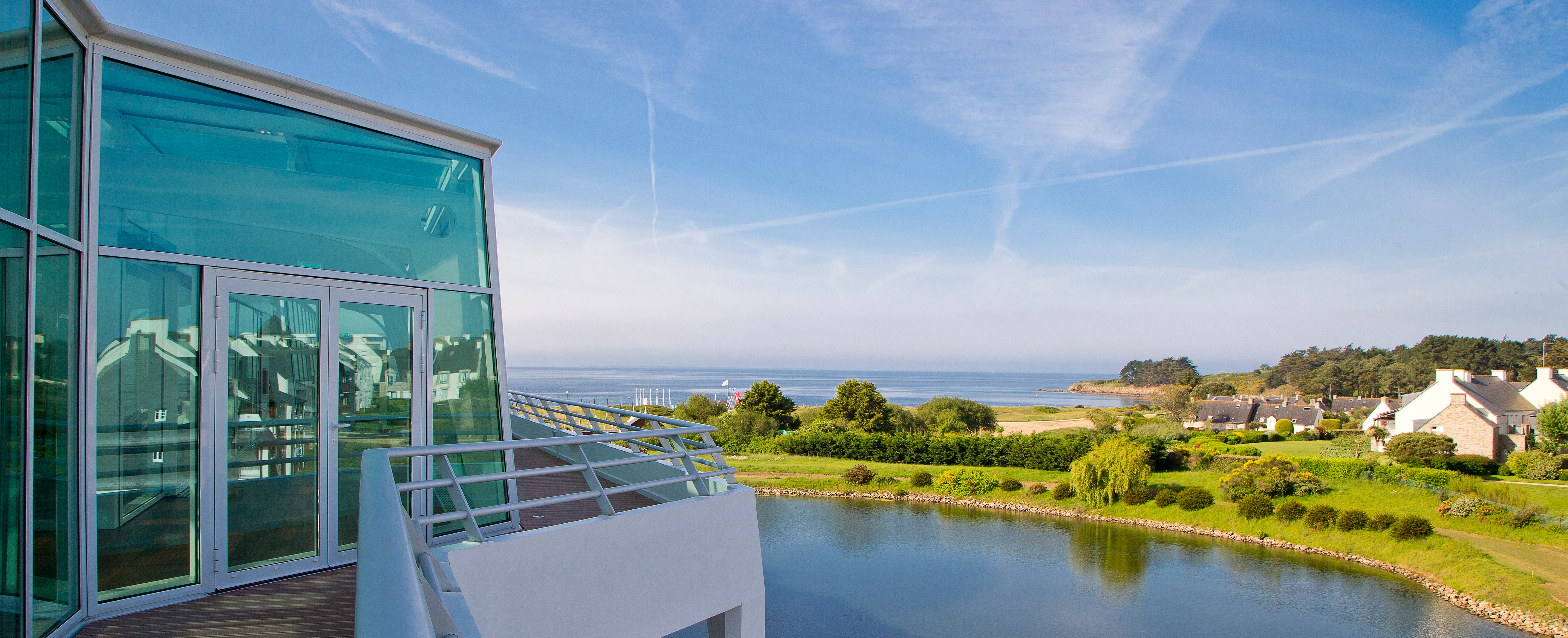 Vue mer depuis  4eme étage Miramar La Cigale